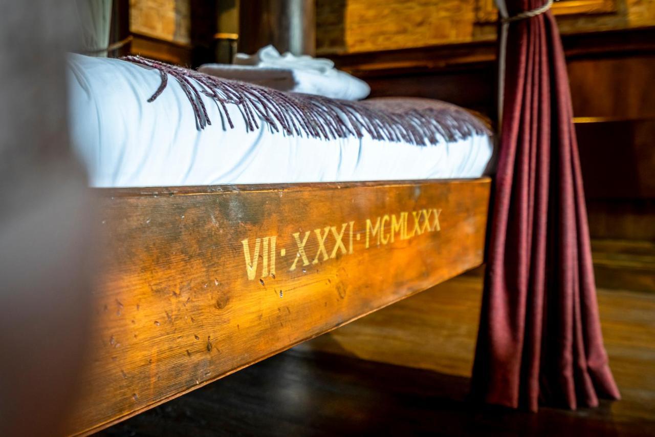 The Enchantment Chamber Apartment York
